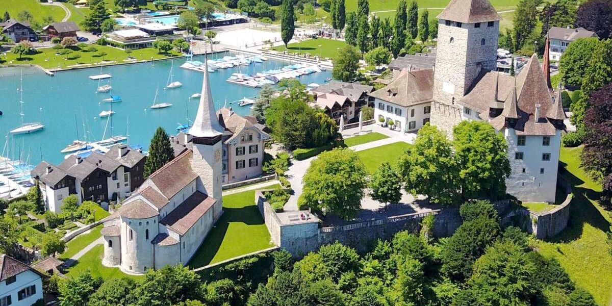 Schloss Spiez 