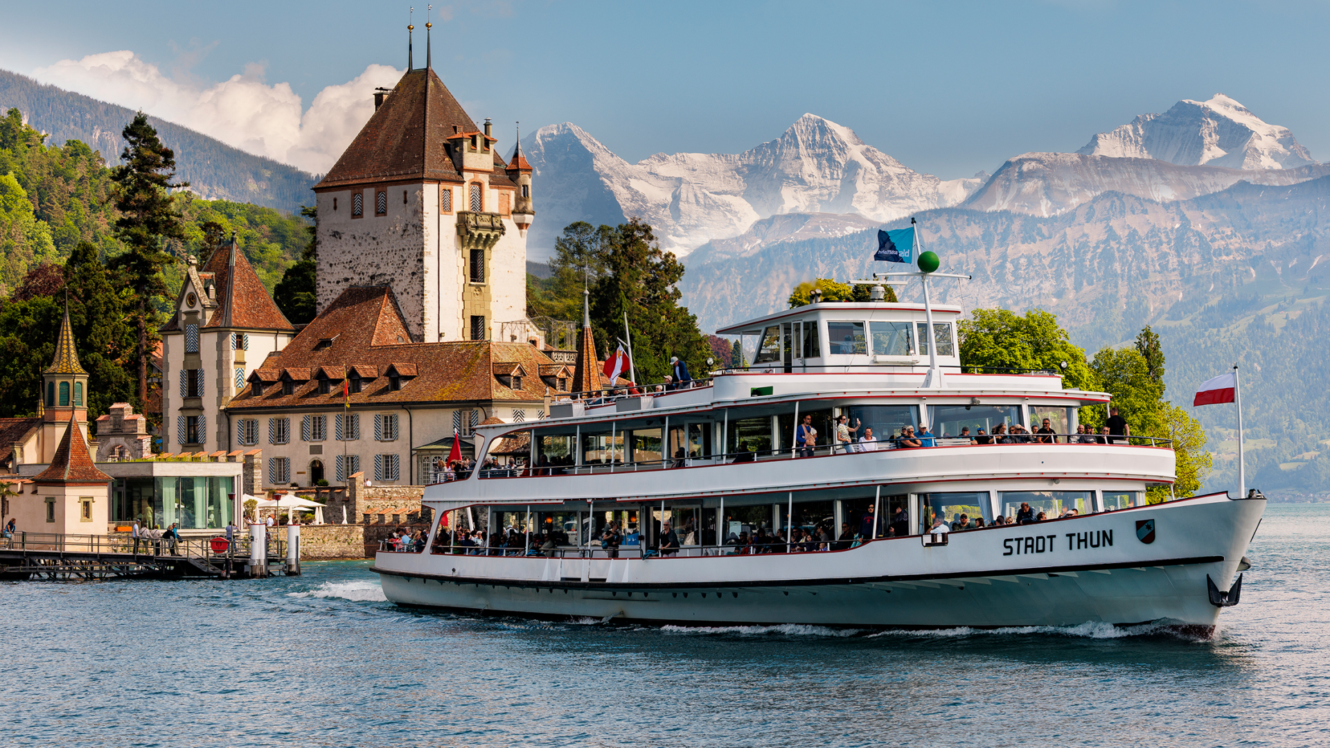 Oberhofen Castle & MS Stadt Thun