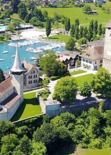 csm_schloss-spiez-apero-areal_Zumbrunn-1200_832c37cc67
