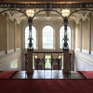 Schloss Hünegg – Upper Hall with Art Nouveau charm