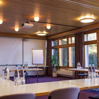 Heller Seminarraum am Thunersee