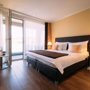 Komfortables Doppelzimmer mit Balkon