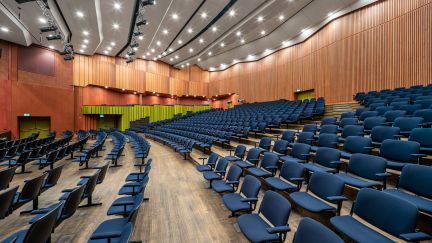 Moderner H&ouml;rsaal F&uuml;r Konferenzen