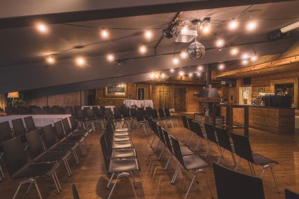 Seminarraum im Chalet-Stil