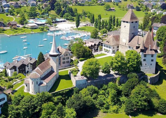 Schloss Spiez 