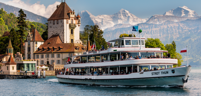 Oberhofen Castle & MS Stadt Thun